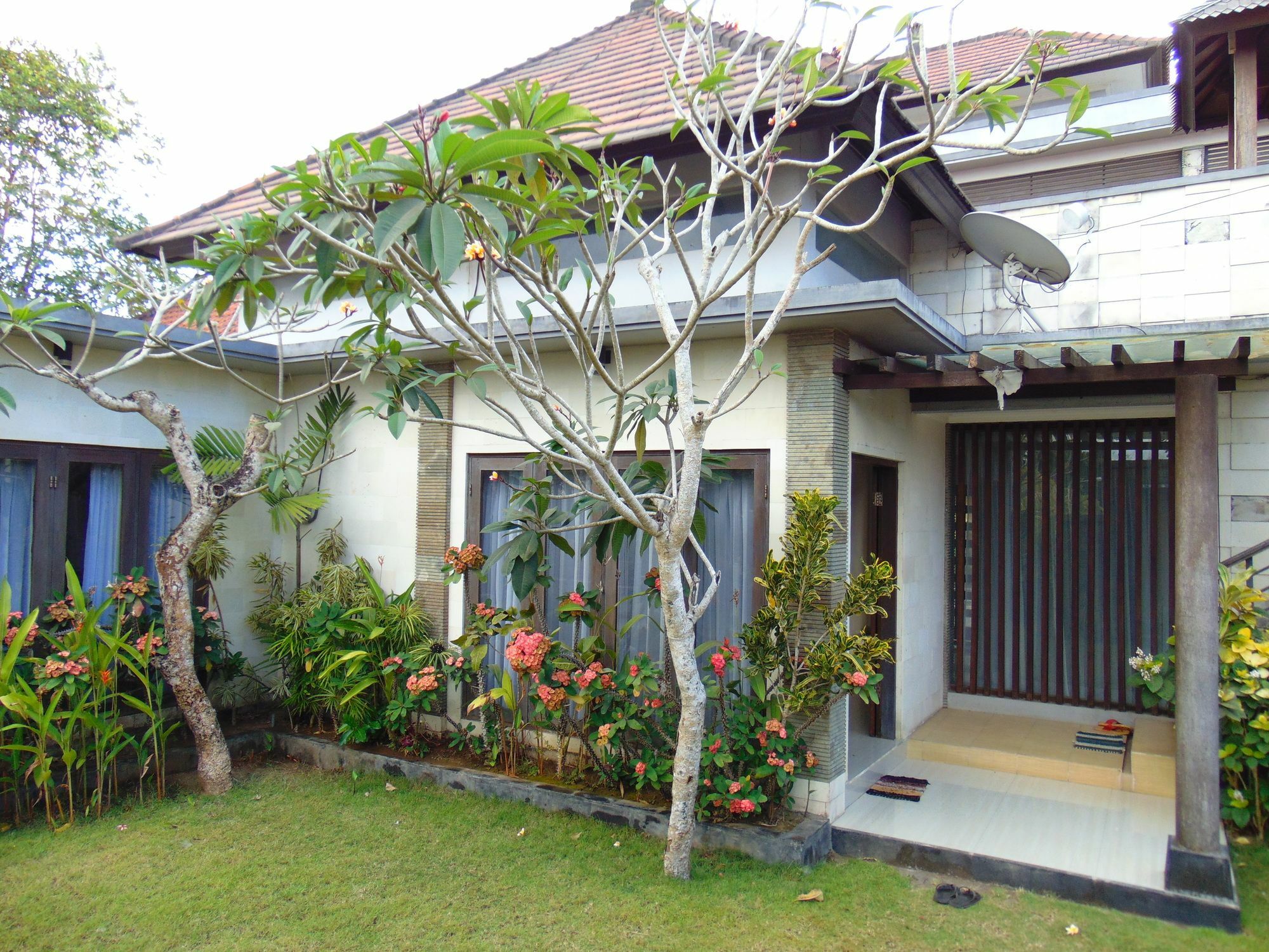 Baik Baik Homestay Pecatu Εξωτερικό φωτογραφία